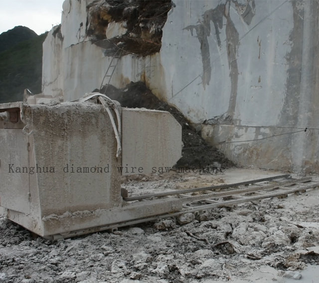 Granite Diamond Wire Saw Machine for Quarry Stone.jpg